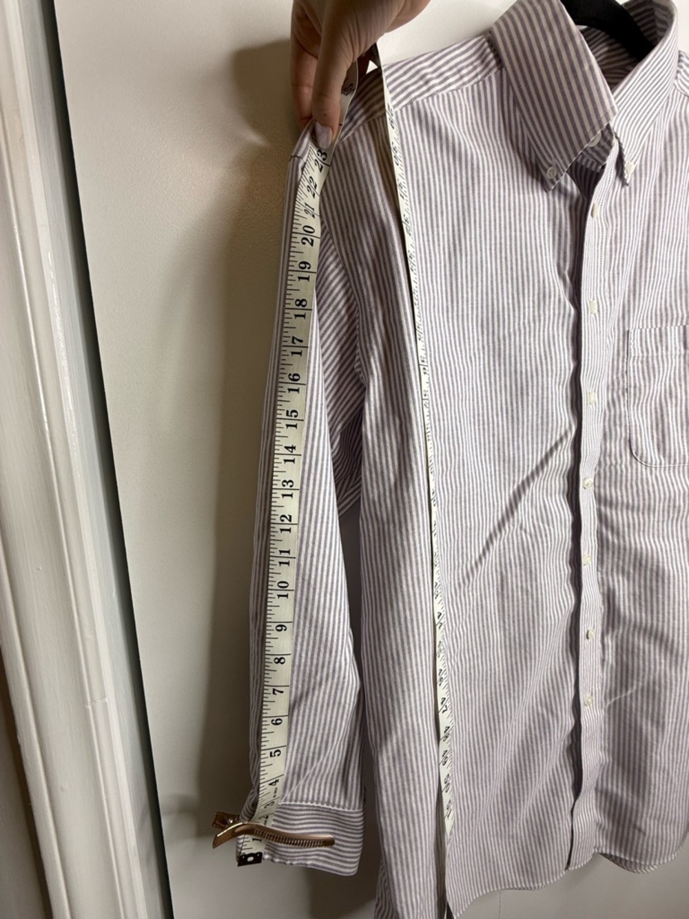 Roundtree and Yorke Men's Striped Button-Down Dress Shirt Non Iron Cotton- 16/33 - Picture 8 of 8